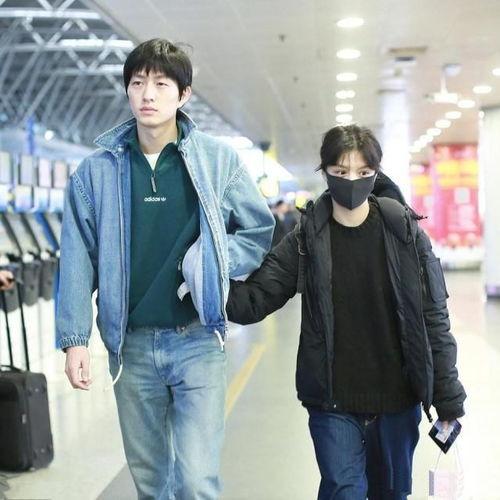 90后在线观看,90后网络观影潮流解析